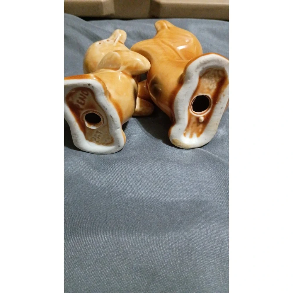Vintage Van‎ Tellingen Huggers Salt and Pepper Shakers